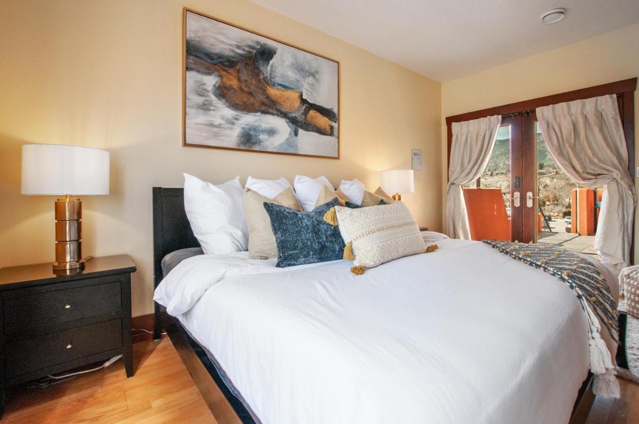 Casa Grande Inn & Suites Penticton Dış mekan fotoğraf