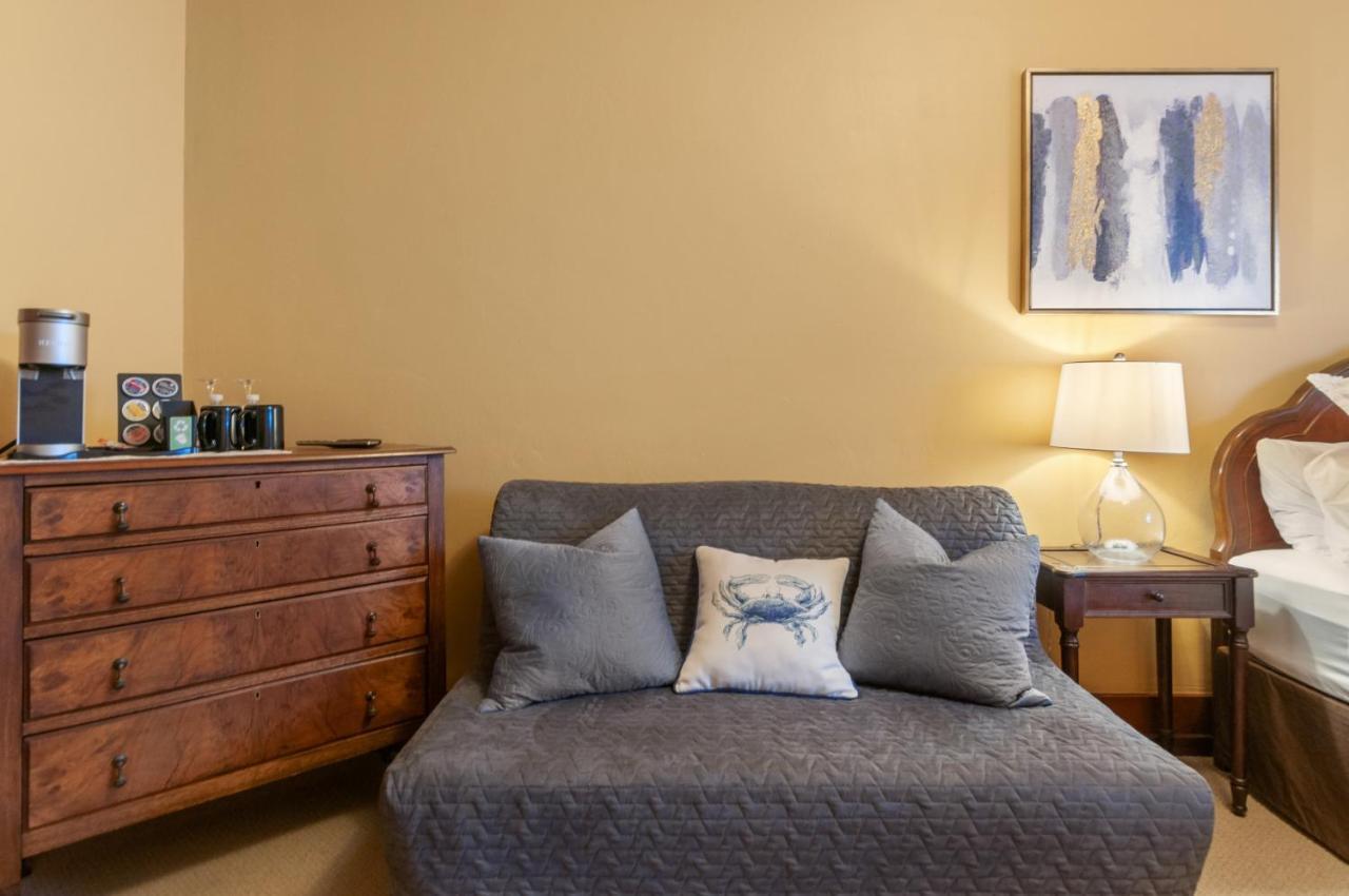 Casa Grande Inn & Suites Penticton Dış mekan fotoğraf